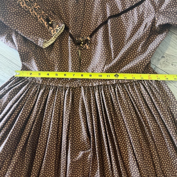 Civil War reenactment, professional plays, antebellum, high school plays. Large - Picture 11 of 16